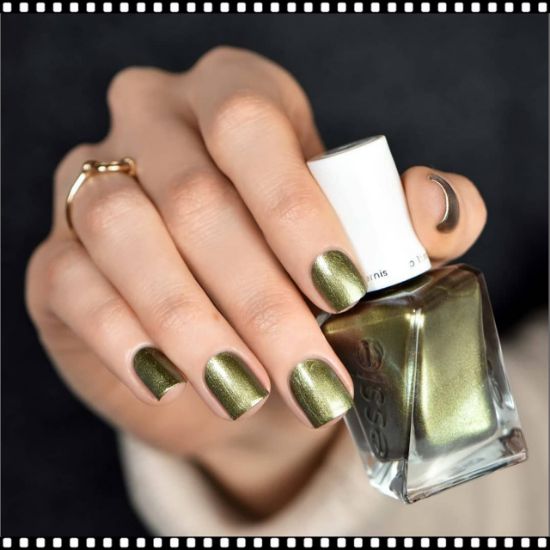 Picture of Essie Gel Couture Polish 404 Closely Woven